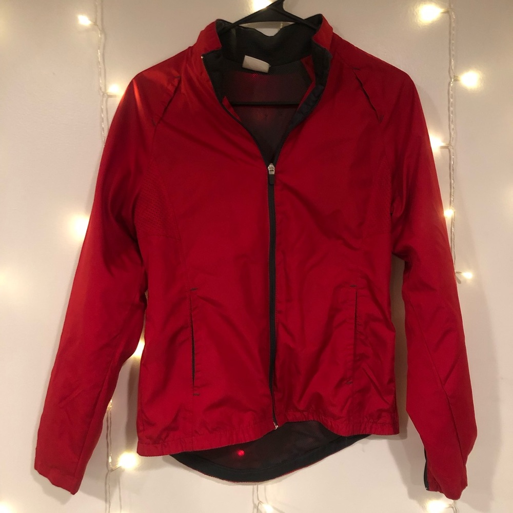 Red Mossimo Zip Up Wind Breaker ❣️